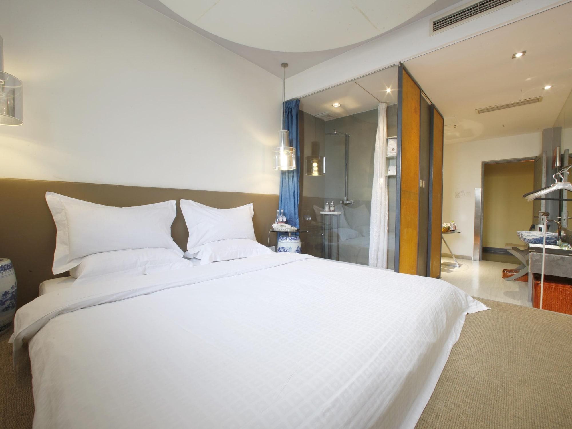 China Community Culture & Art Hotel Qingdao Bagian luar foto